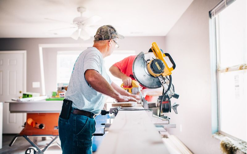 Applications adhésives pour le bricolage, la maison et les loisirs